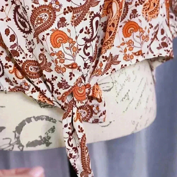 Stella Tweed XL paisly print brown/orange/tan tie front pullover shirt - Picture 5 of 14